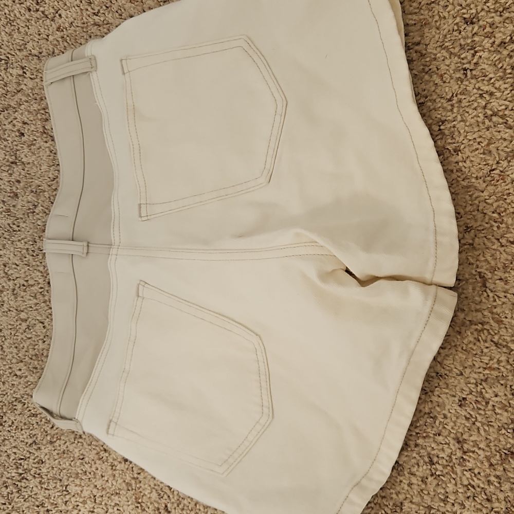 Abercrombie & Fitch 2-Toned Dad Shorts - Picture 3 of 5